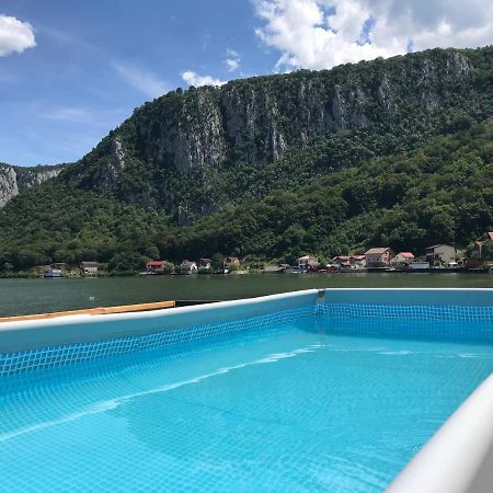 Casa Panoramic Villa Dubova Bagian luar foto